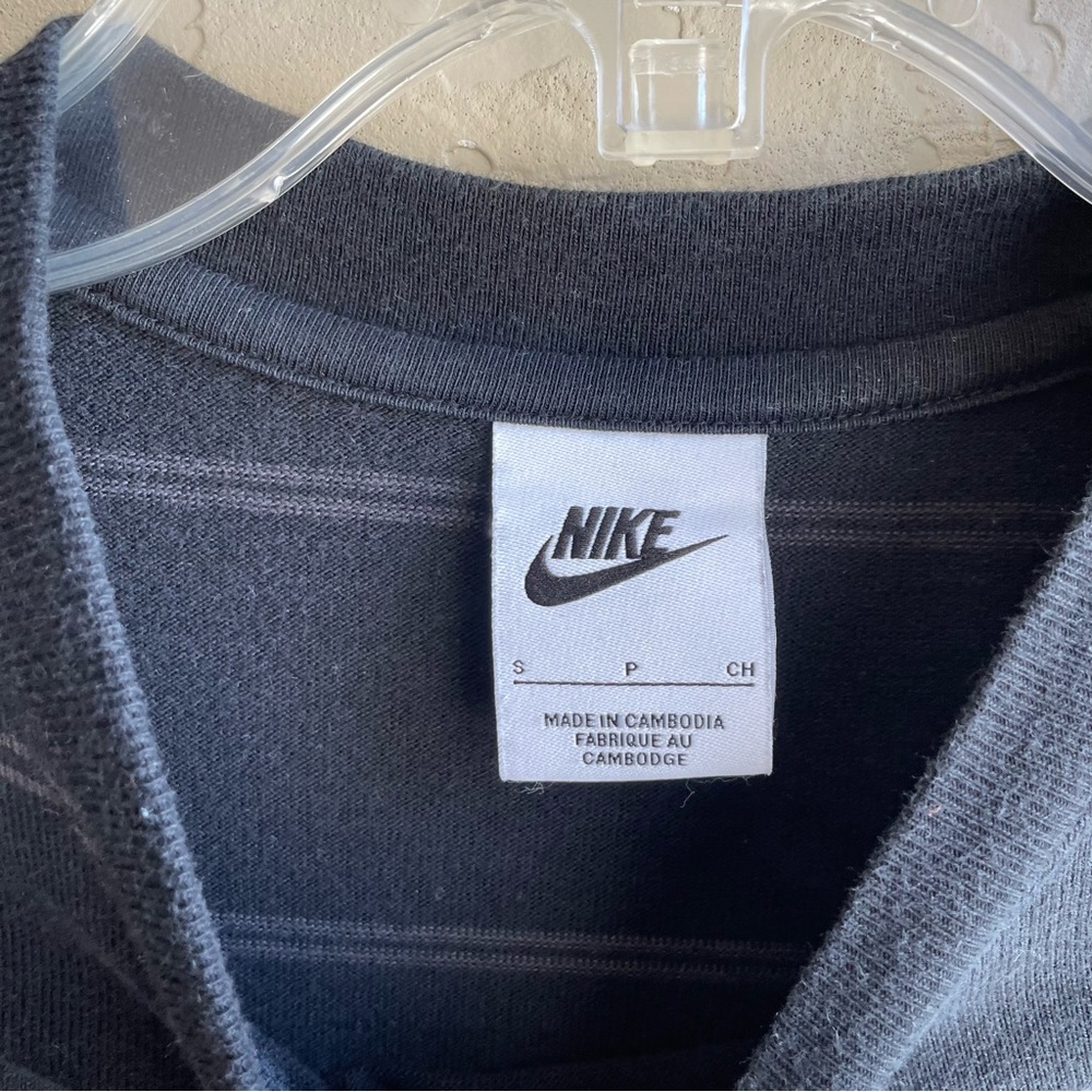 NIKE long sleeve thick cotton womens crop top black/gray horizontal stripe small - Picture 5 of 9